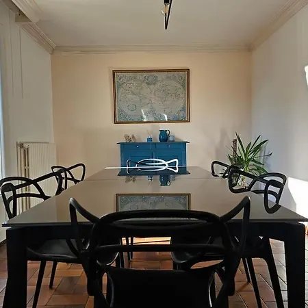Jolie Maison T4 Avec Piscine A Holiday home Meyzieu